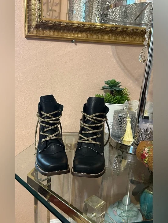 John Fluevog Paul Black Leather Combat Lace-Up Ankle Boots Size 5/6.5 - Picture 3 of 16